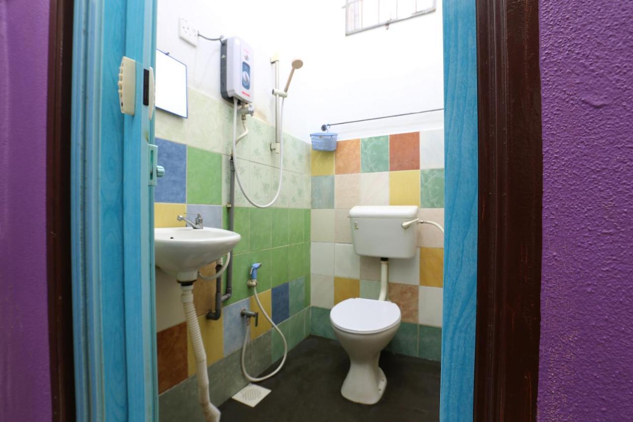 Rvh Hotel Kota Bharu Ngoại thất bức ảnh